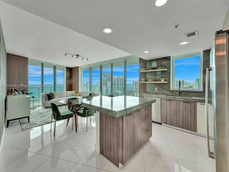 Eden House #1502 image #10
