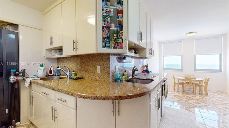 Malaga Towers #9A image #25