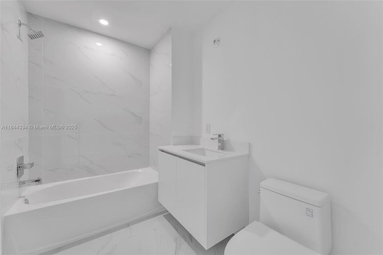 Aria Reserve South Tower #3806 image #32