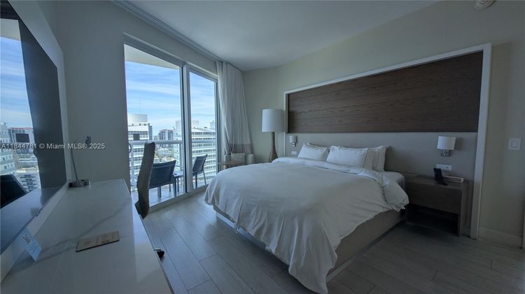 Hilton Q Club #2501 image #15