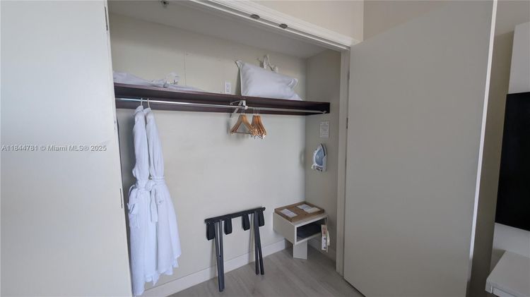 Hilton Q Club #2501 image #17