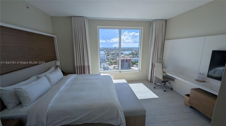 Hilton Q Club #2501 image #24