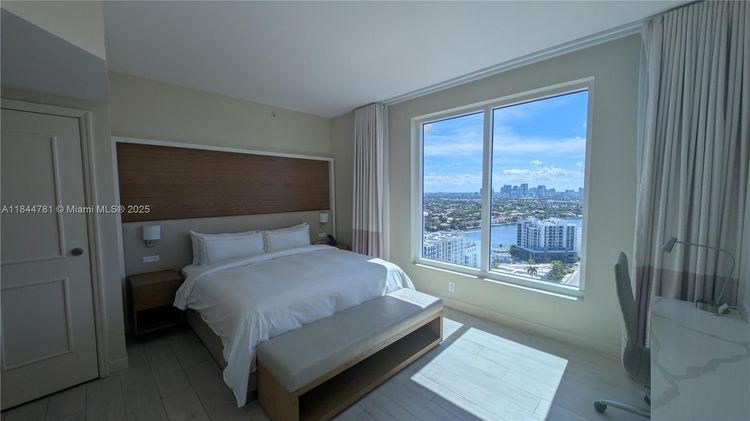 Hilton Q Club #2501 image #25