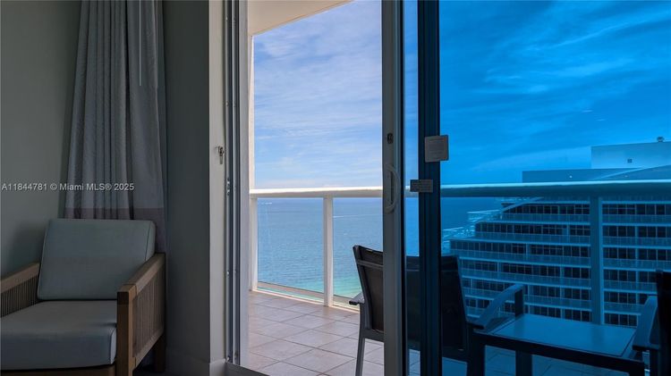 Hilton Q Club #2501 image #7