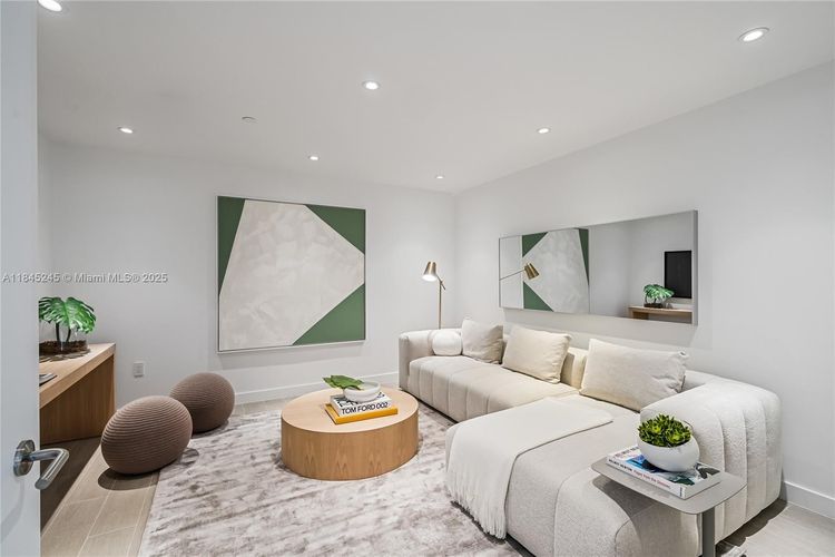 Five Park #2305/06 image #13