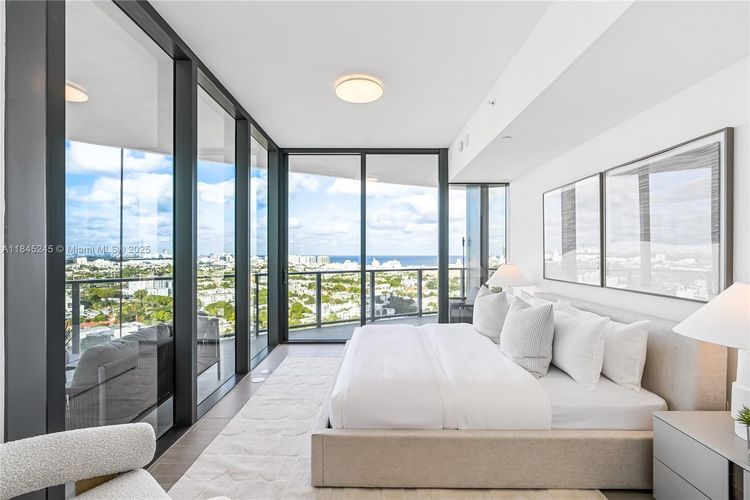 Five Park #2305/06 image #15