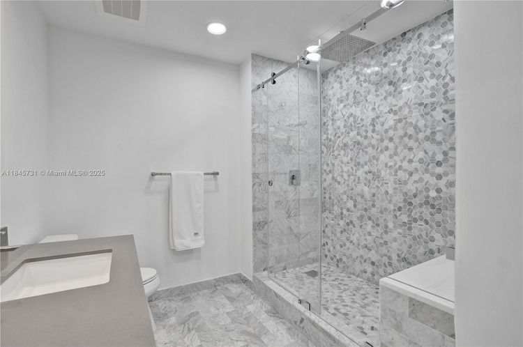 Nine at Mary Brickell Village #1402 image #15