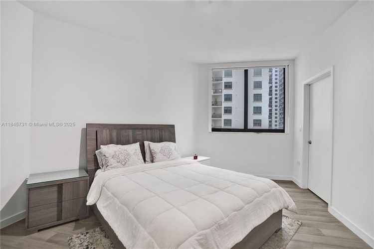 Nine at Mary Brickell Village #1402 image #21