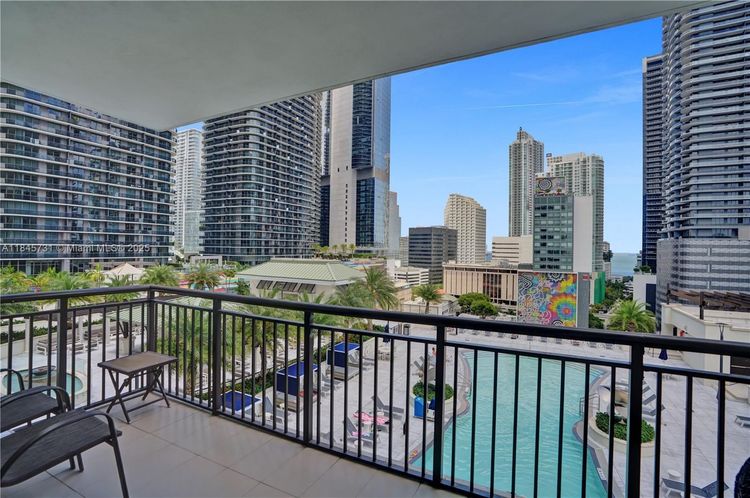 Nine at Mary Brickell Village #1402 image #29