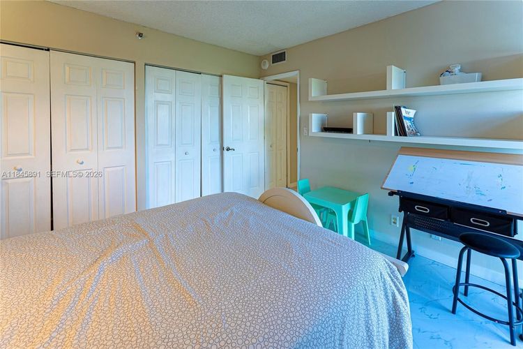 Delvista Towers #818 image #14