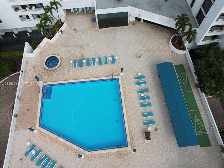 Delvista Towers #818 image #18