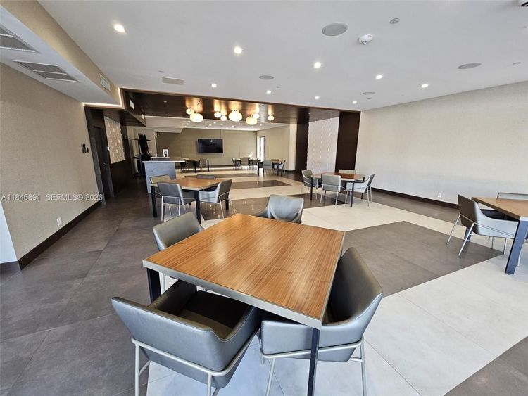 Delvista Towers #818 image #27