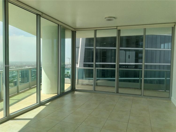 900 Biscayne Bay #5512 image #8