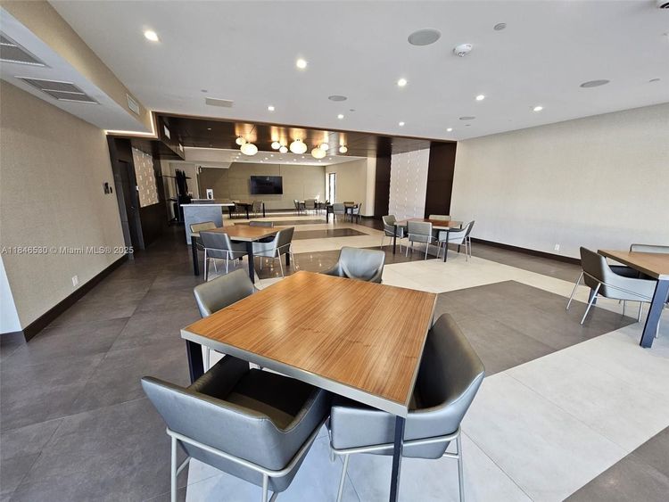 Delvista Towers #818 image #20