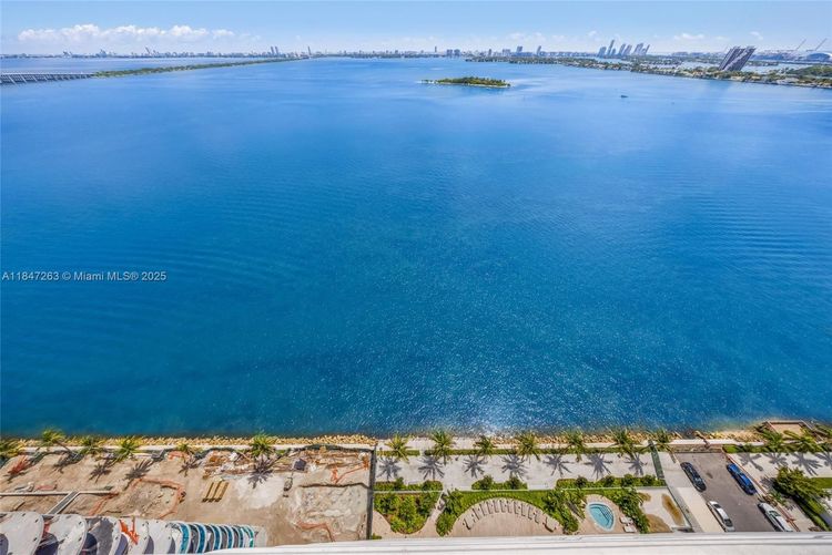 Aria Reserve South Tower #2101 image #13