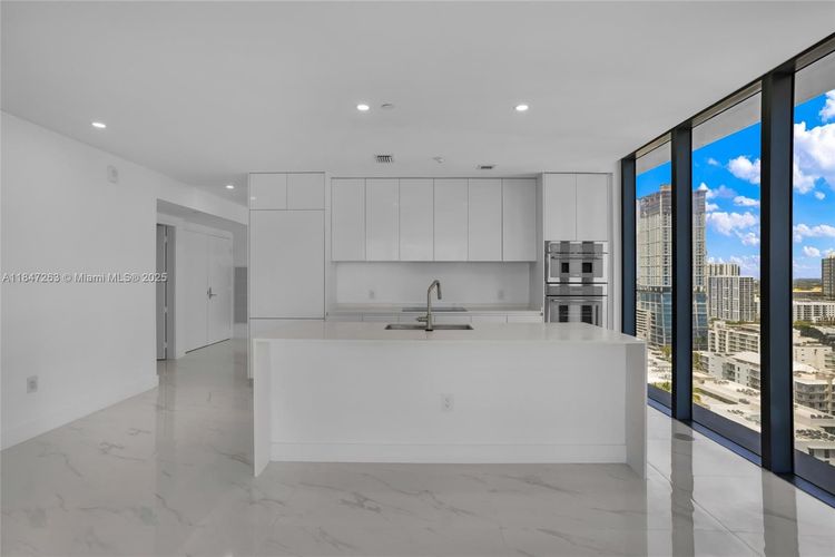 Aria Reserve South Tower #2101 image #22