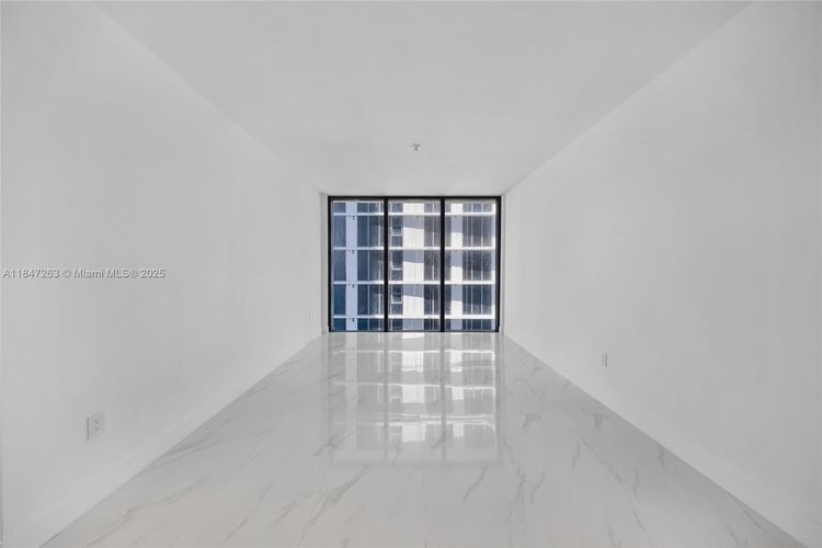 Aria Reserve South Tower #2101 image #24