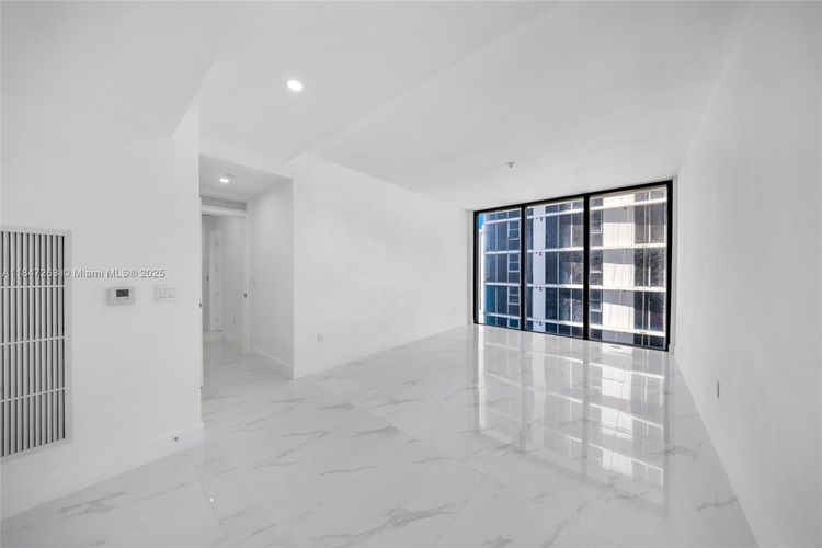 Aria Reserve South Tower #2101 image #25