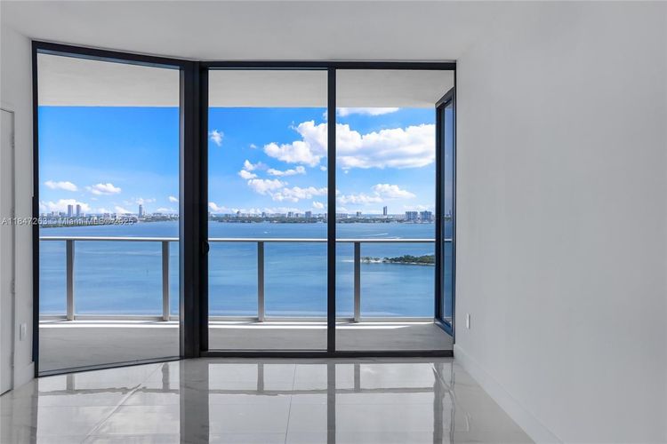 Aria Reserve South Tower #2101 image #38