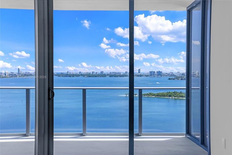 Aria Reserve South Tower #2101 image #39