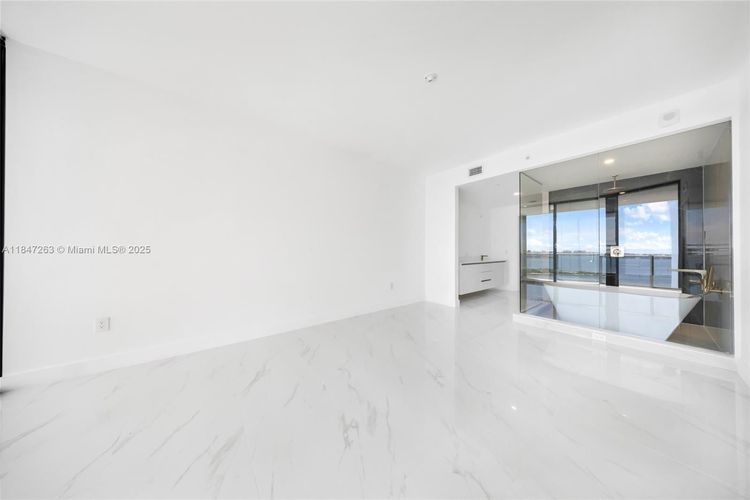 Aria Reserve South Tower #2101 image #44