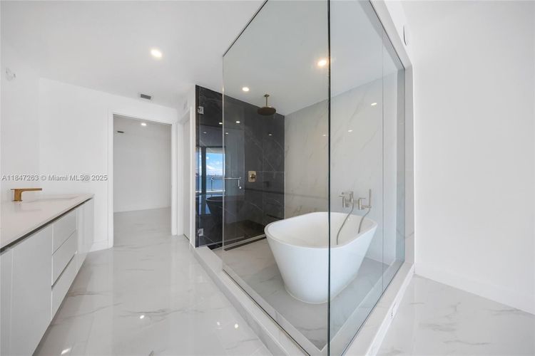 Aria Reserve South Tower #2101 image #46