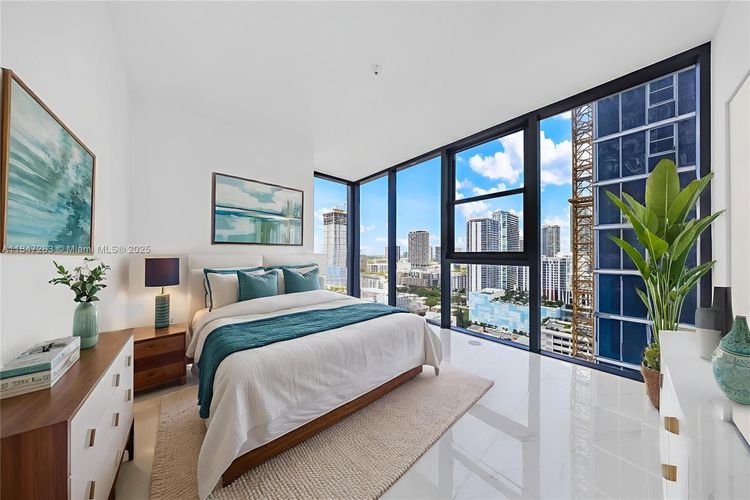 Aria Reserve South Tower #2101 image #48