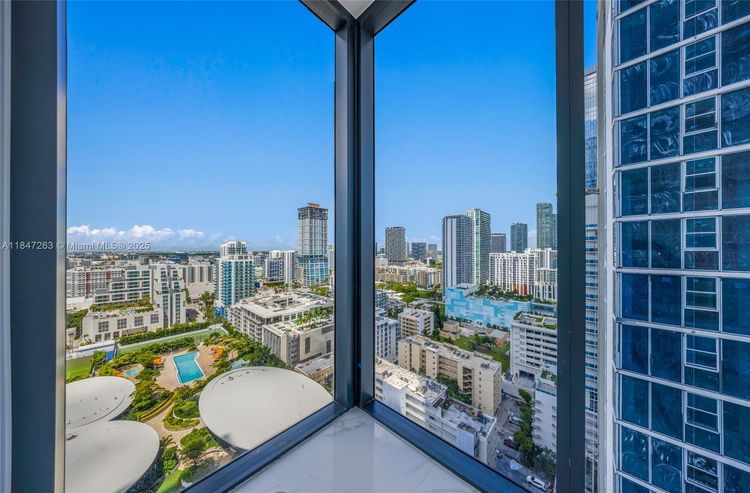 Aria Reserve South Tower #2101 image #50