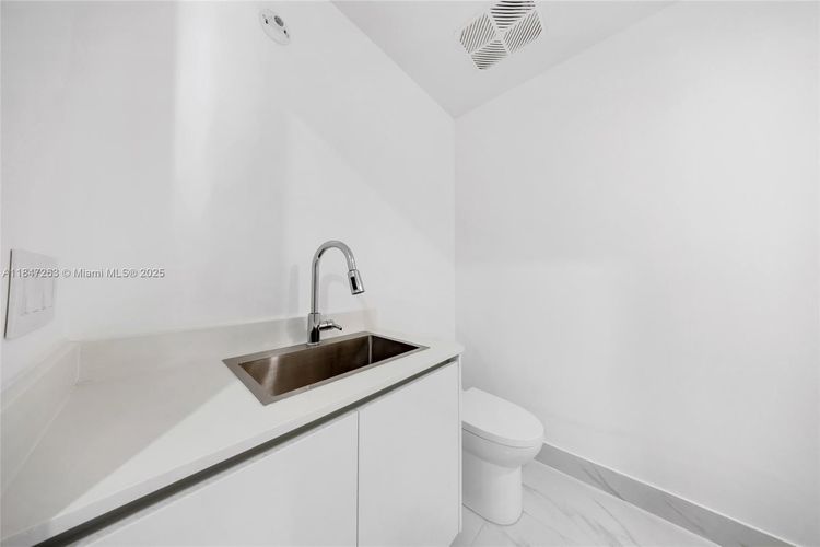 Aria Reserve South Tower #2101 image #69