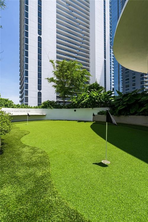 Aria Reserve South Tower #2101 image #89