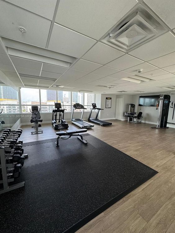 26 Edgewater #709 image #11