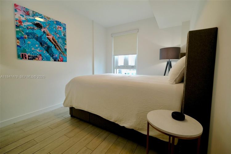 26 Edgewater #709 image #6