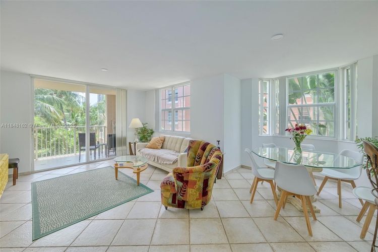 The Yacht Club at Aventura #3407 image #12