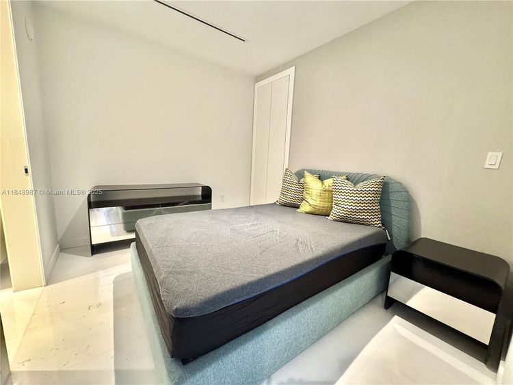 Aston Martin Residences #4705W image #10