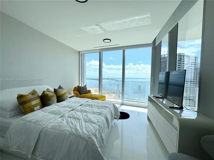 Aston Martin Residences #4705W image #12