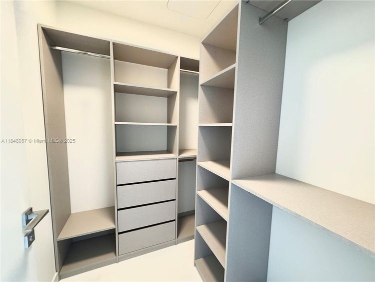 Aston Martin Residences #4705W image #14