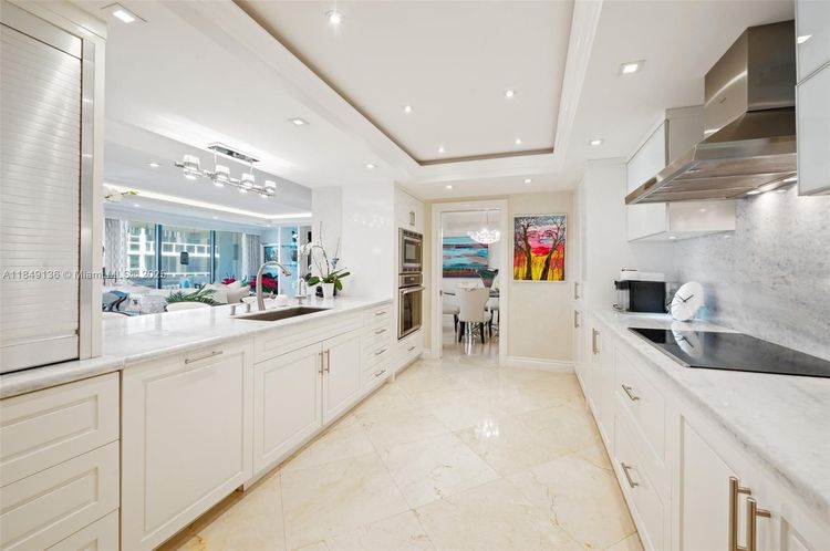 Kenilworth #404 image #15