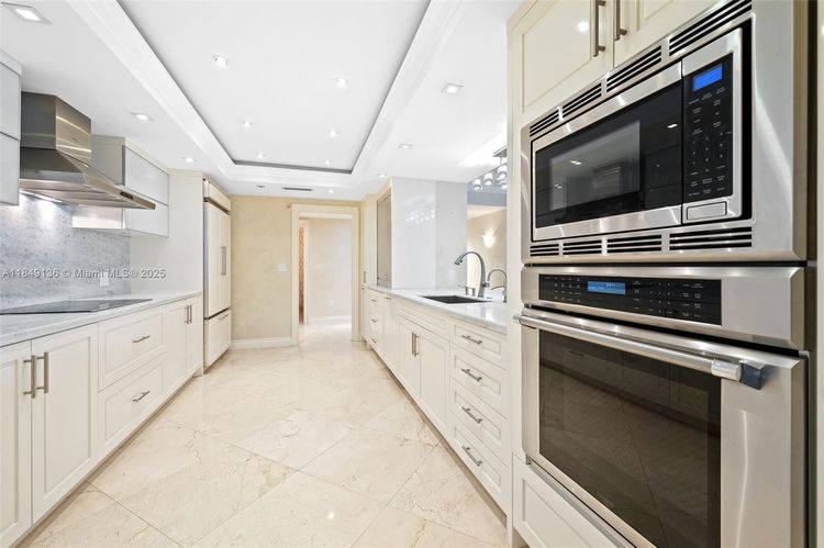 Kenilworth #404 image #16