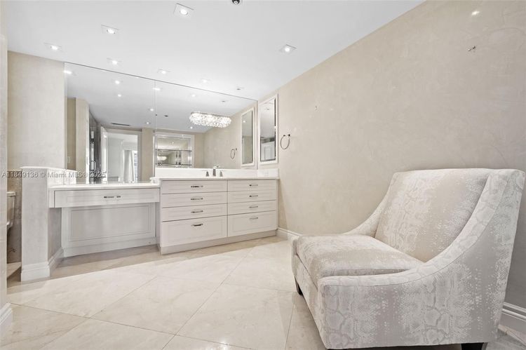 Kenilworth #404 image #28