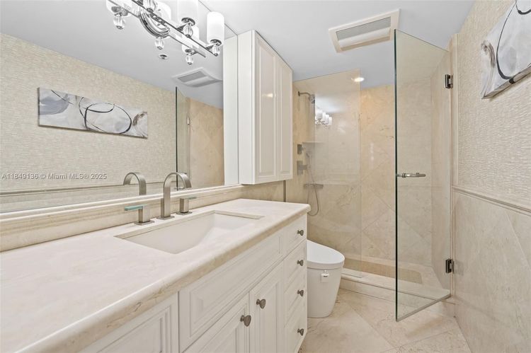 Kenilworth #404 image #31