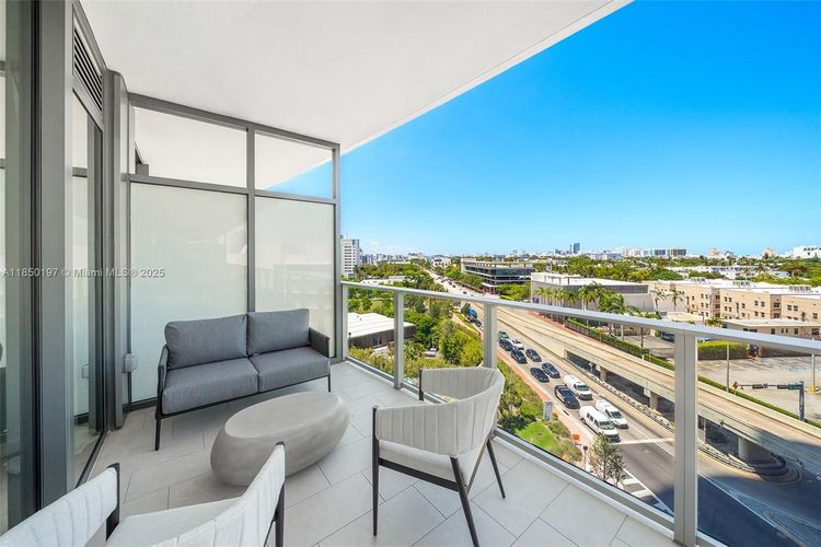 Five Park #807 image #11