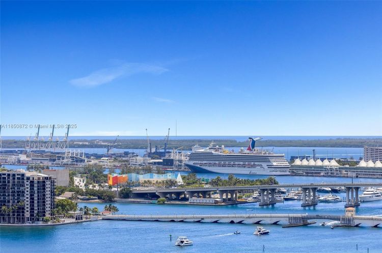 Aria Reserve South Tower #2306 image #6