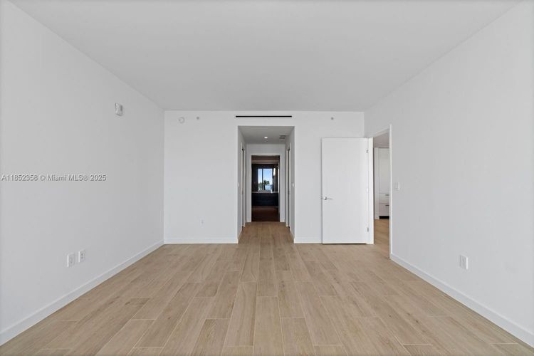 Solemar #304 image #13