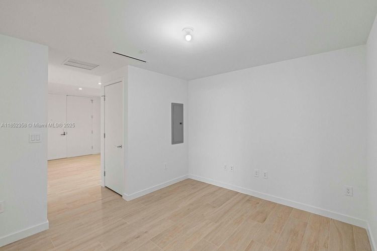 Solemar #304 image #23