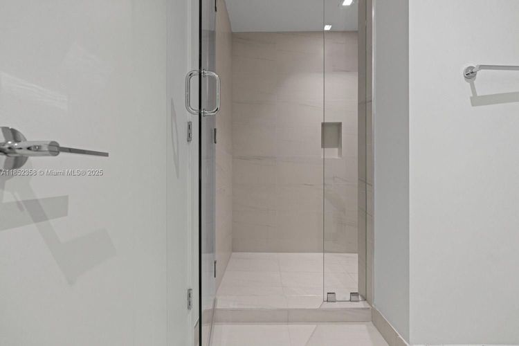 Solemar #304 image #45