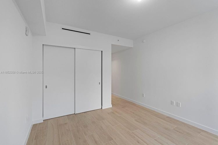 Solemar #304 image #47