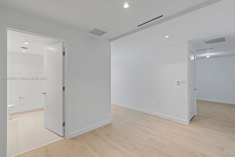 Solemar #304 image #48