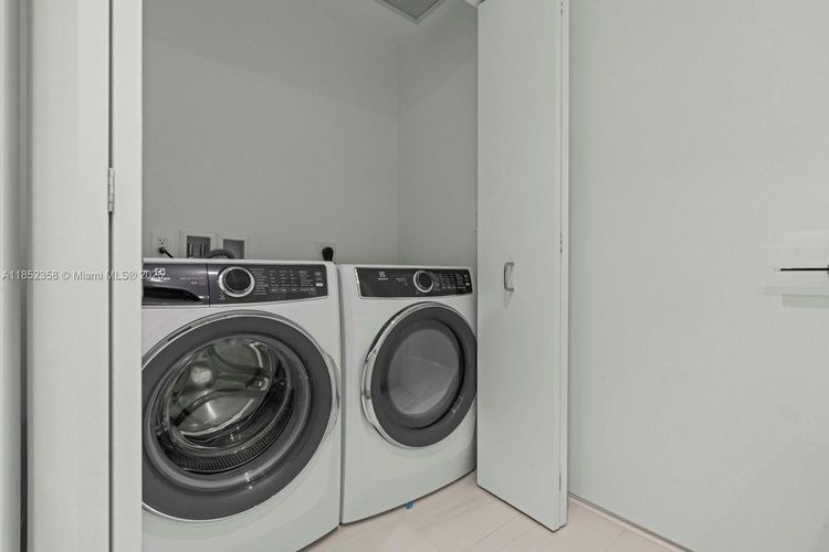 Solemar #304 image #49