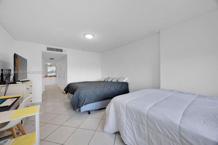 Maison Grande #311 image #15