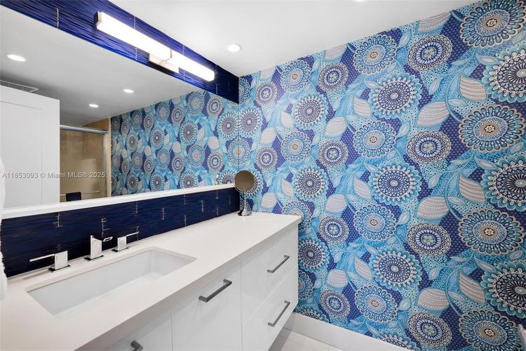 The Summit #1904S image #30